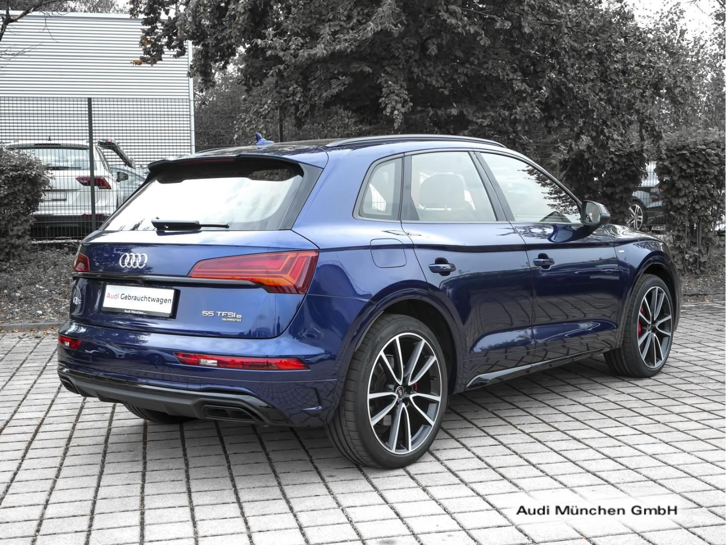 Bild über Audi Q5 TFSI e S line 55 TFSI e quattro S tronic - für weitere Informationen kontaktieren Sie den Audi Partner