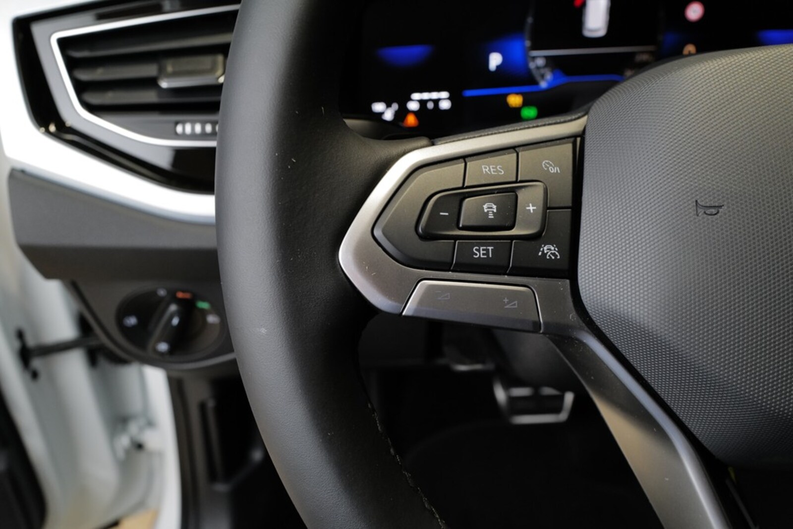 Volkswagen Polo – Bild 8