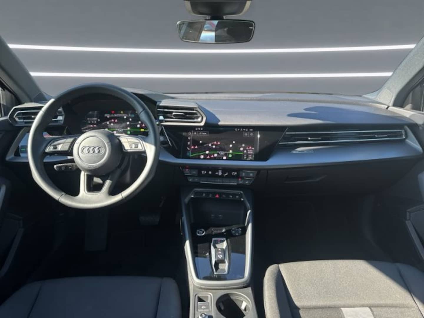 Bild über Audi A3 Sportback 30 TFSI S tronic - für weitere Informationen kontaktieren Sie den Audi Partner