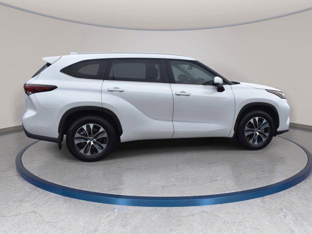 2025 Toyota Highlander 5
