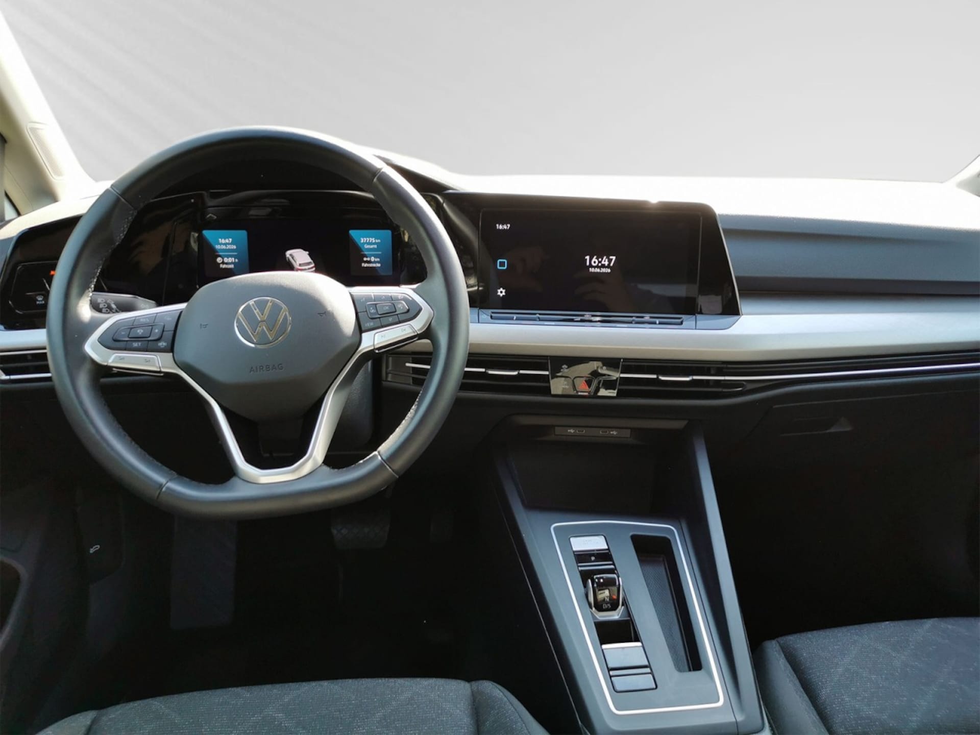 Volkswagen Golf Life
