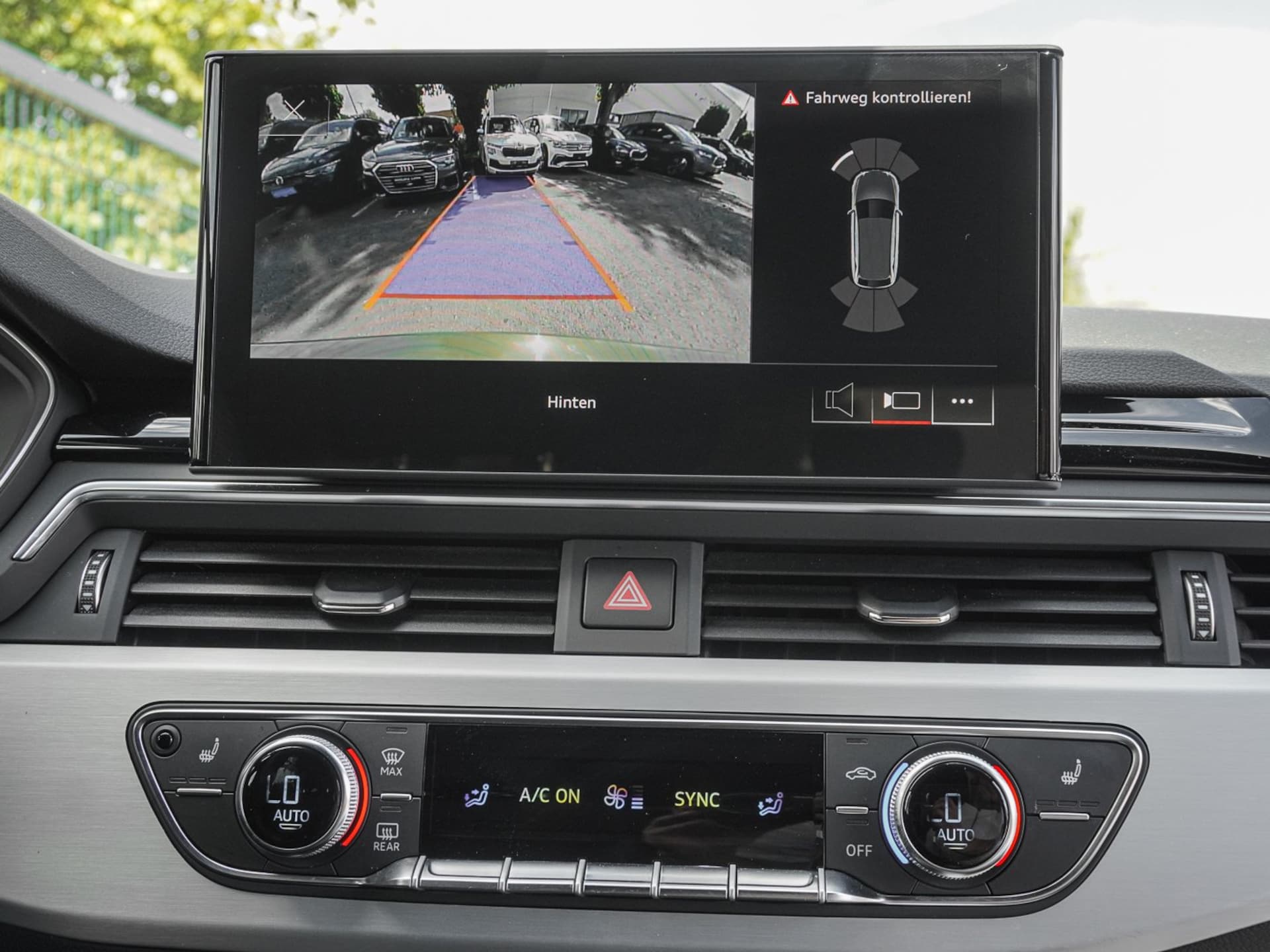 Audi A4 Avant S line