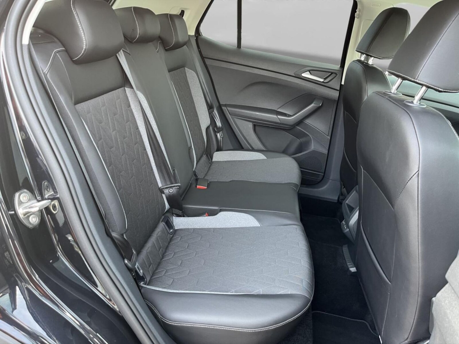 Volkswagen T-Cross – Bild 21