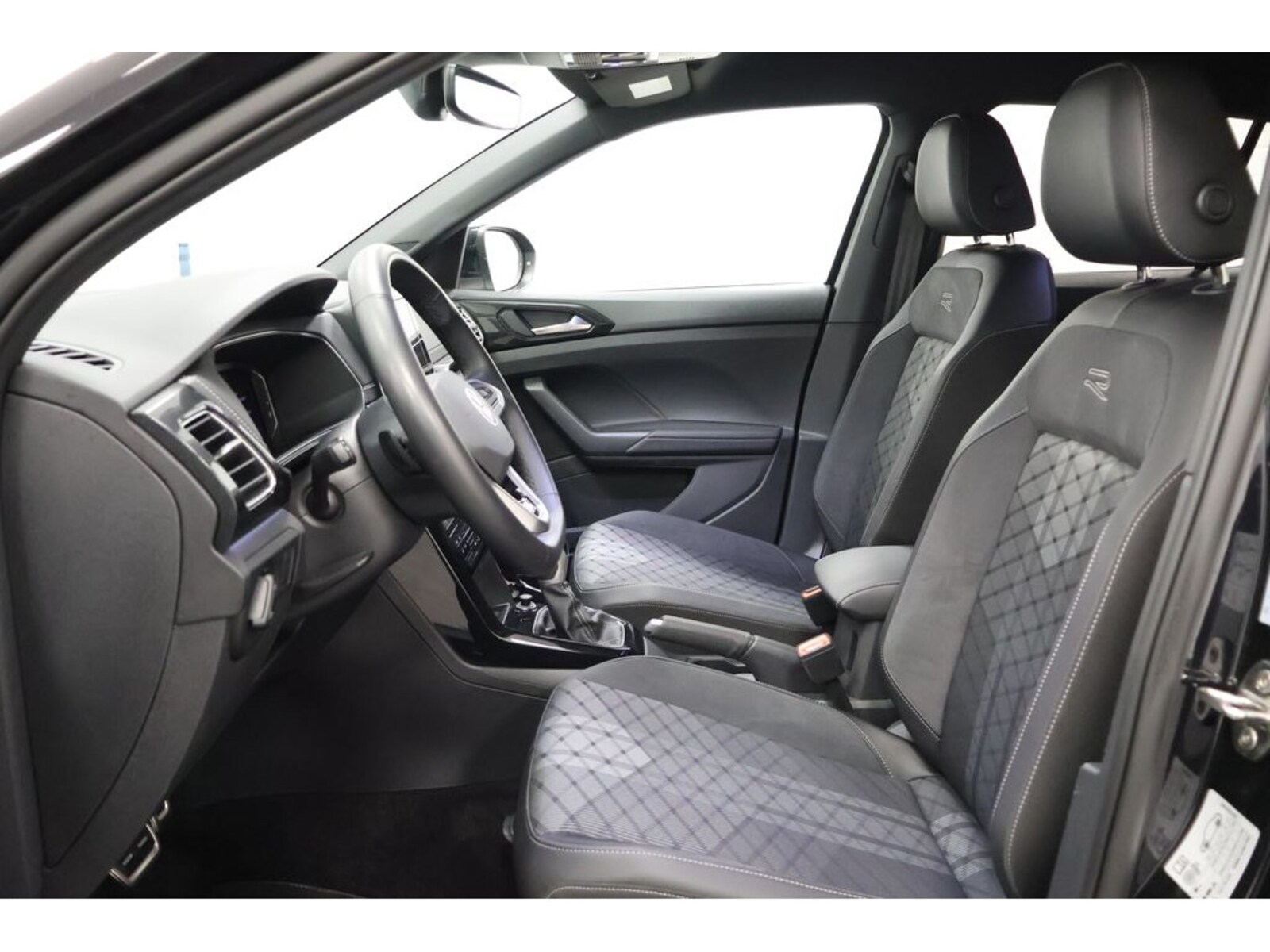 Volkswagen T-Cross – Bild 26