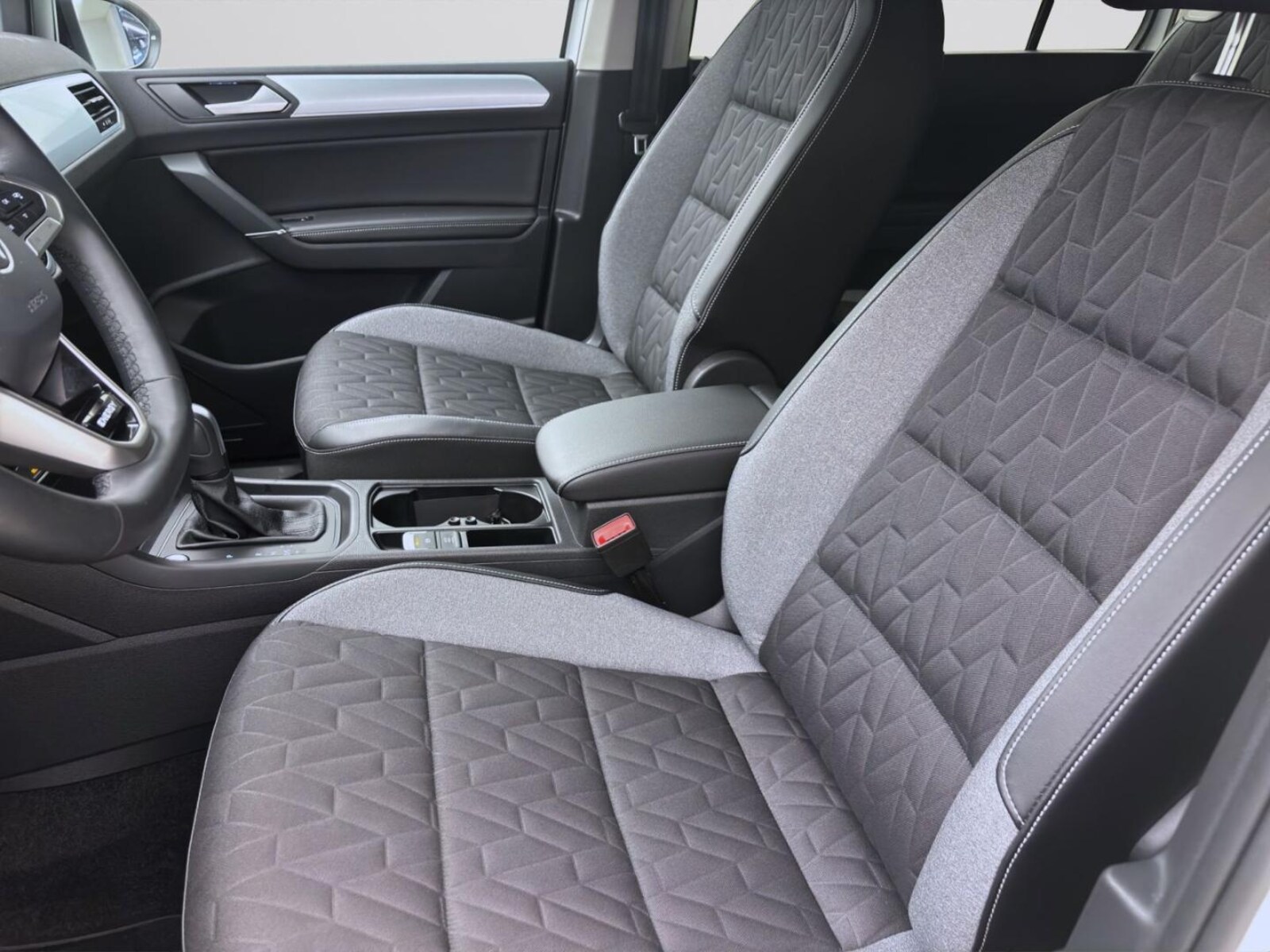Volkswagen Touran – Bild 10
