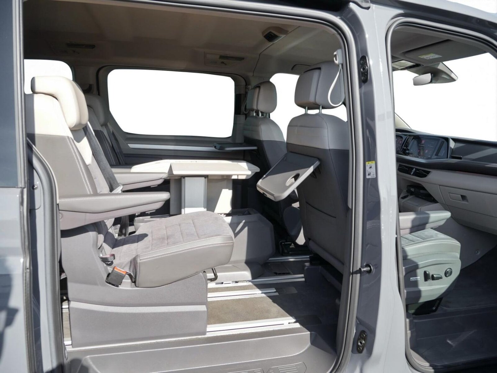 Volkswagen Multivan Langversion – Bild 16