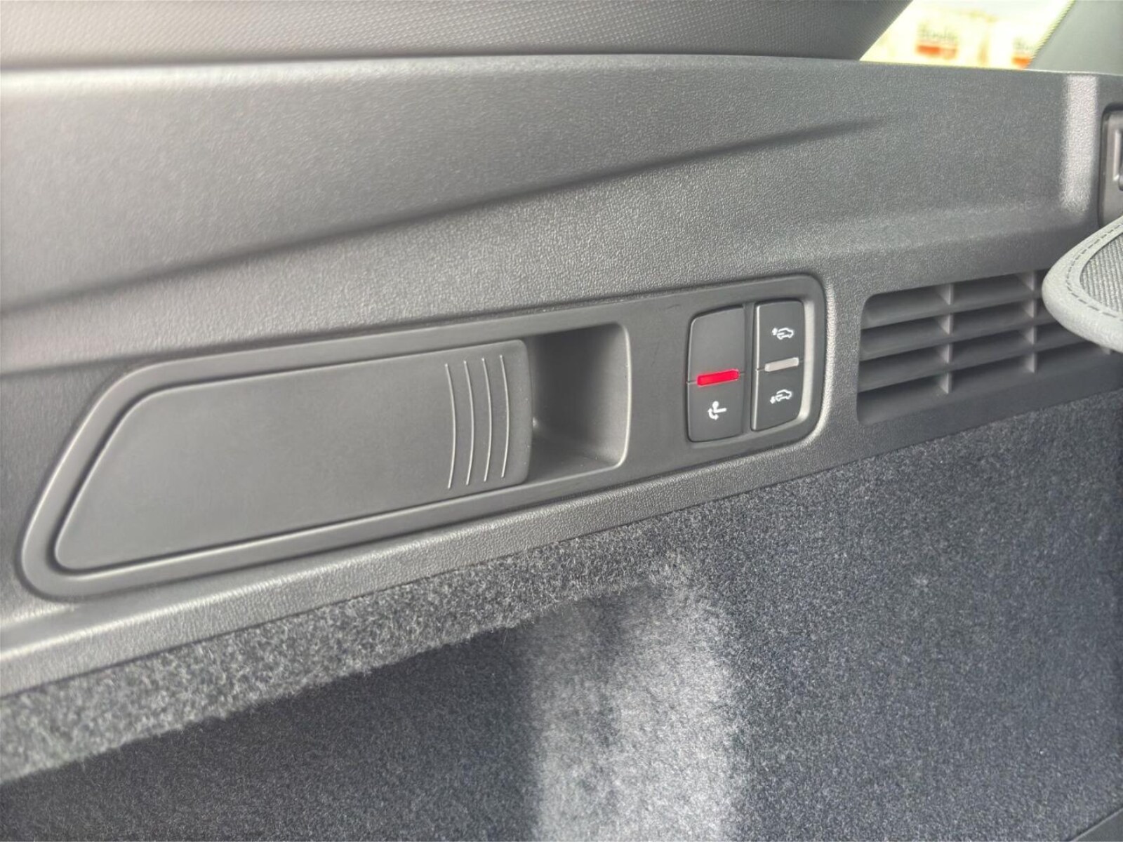 Audi SQ5 – Bild 15