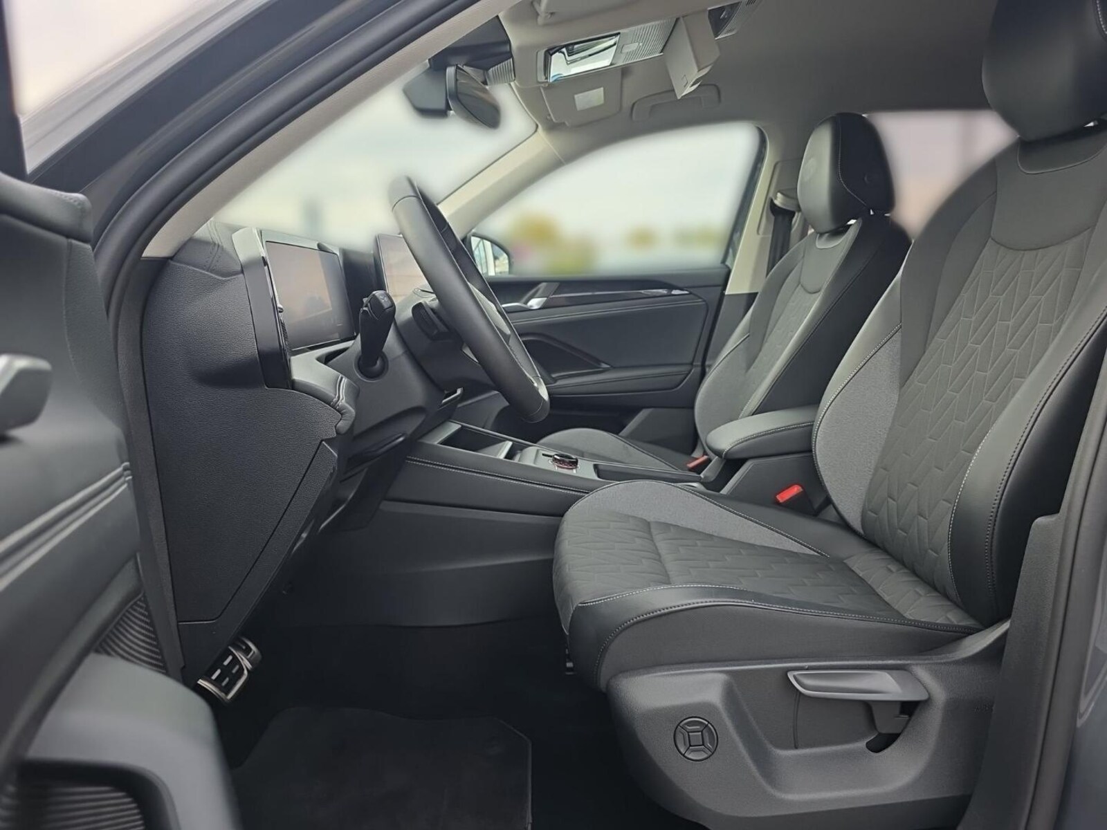 Volkswagen Tiguan – Bild 9