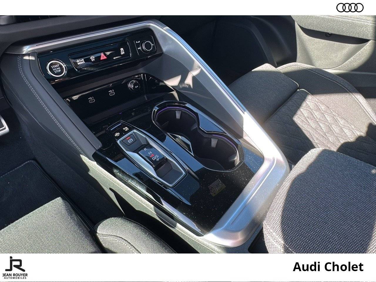 Image about Audi Q5 Sportback e-hybrid S line e-hybrid quattro 299 chS tronic