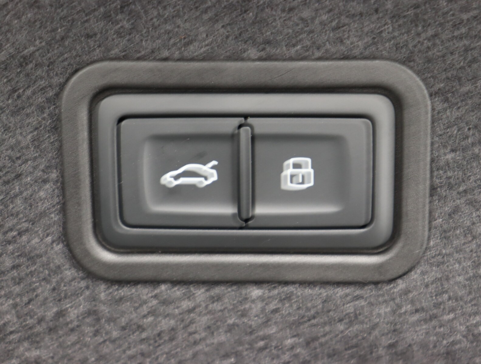 Audi A8 – Bild 14
