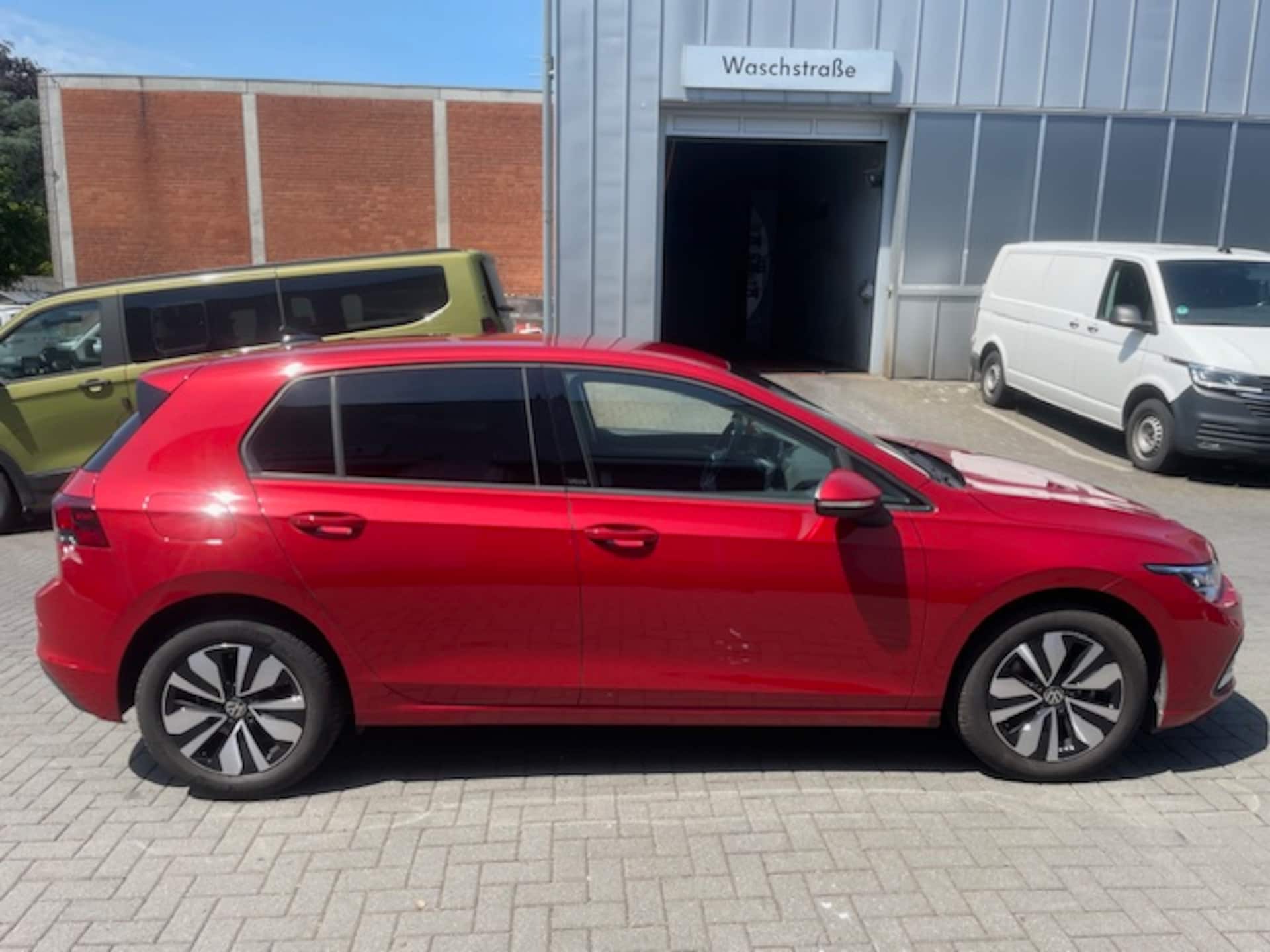 Volkswagen Golf MOVE