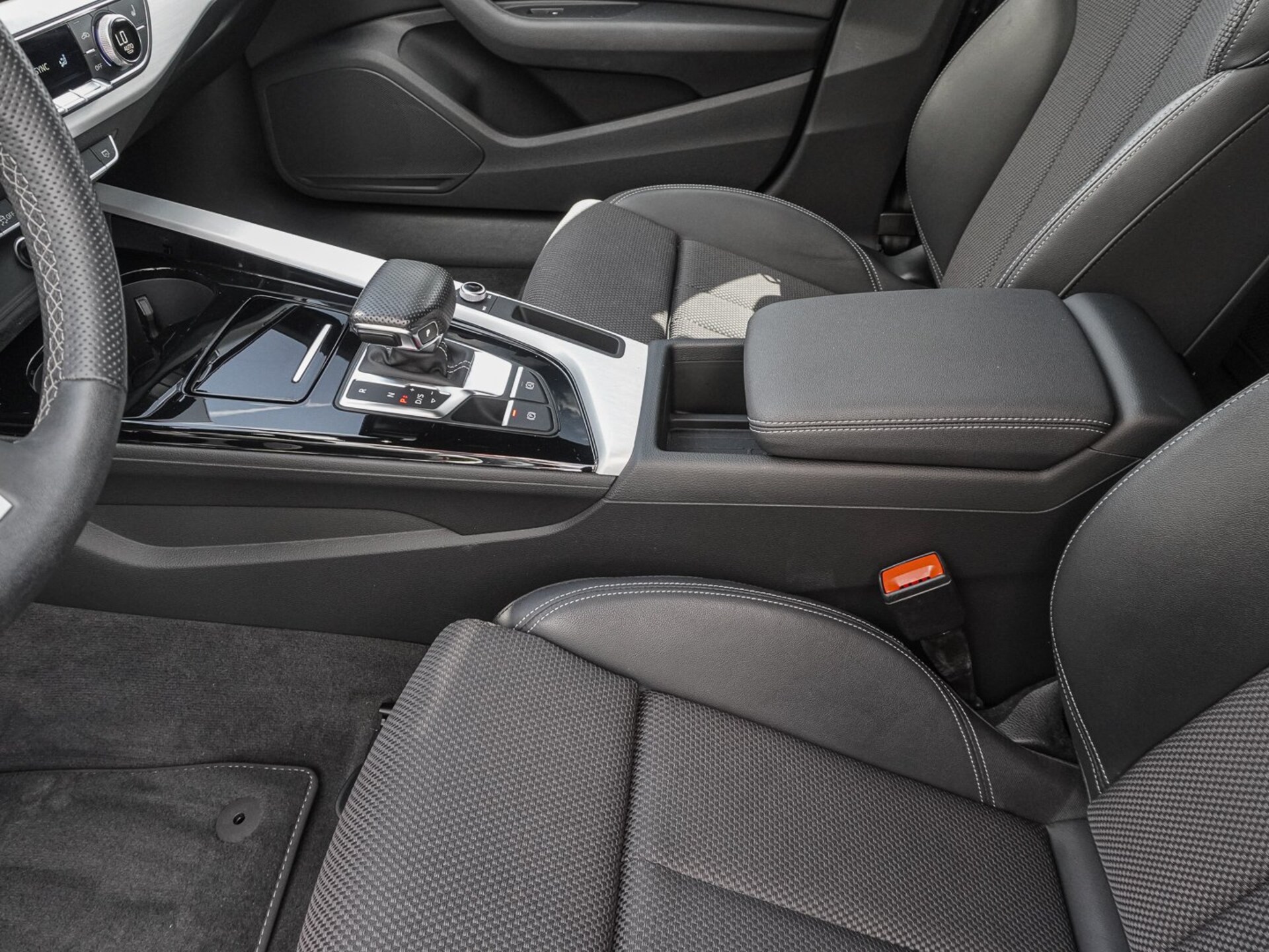 Audi A4 Avant S line