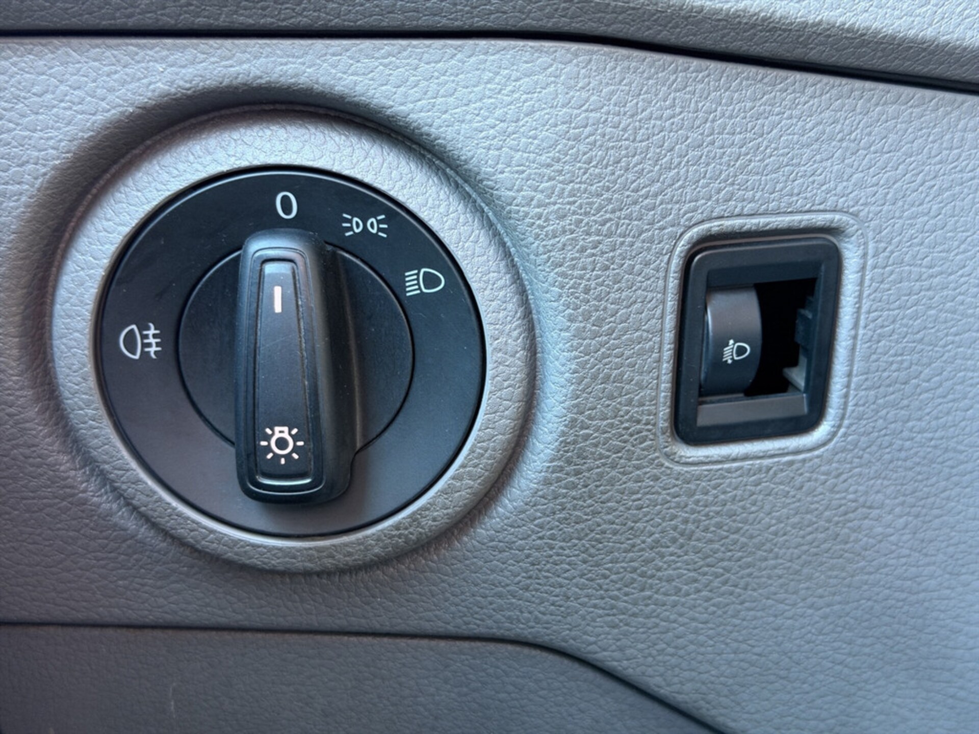 Volkswagen Crafter Kasten langer Radstand