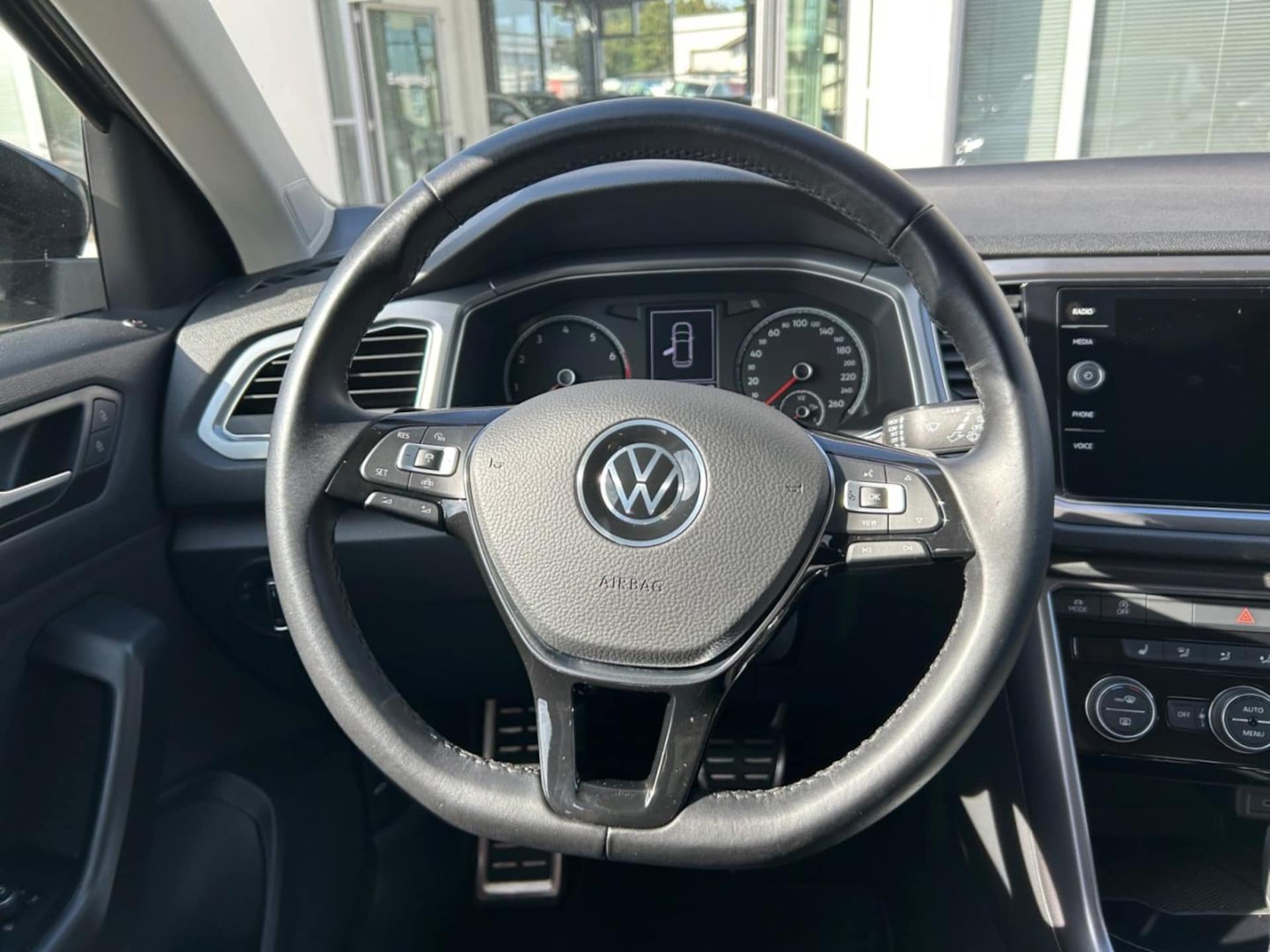 Volkswagen T-Roc Active