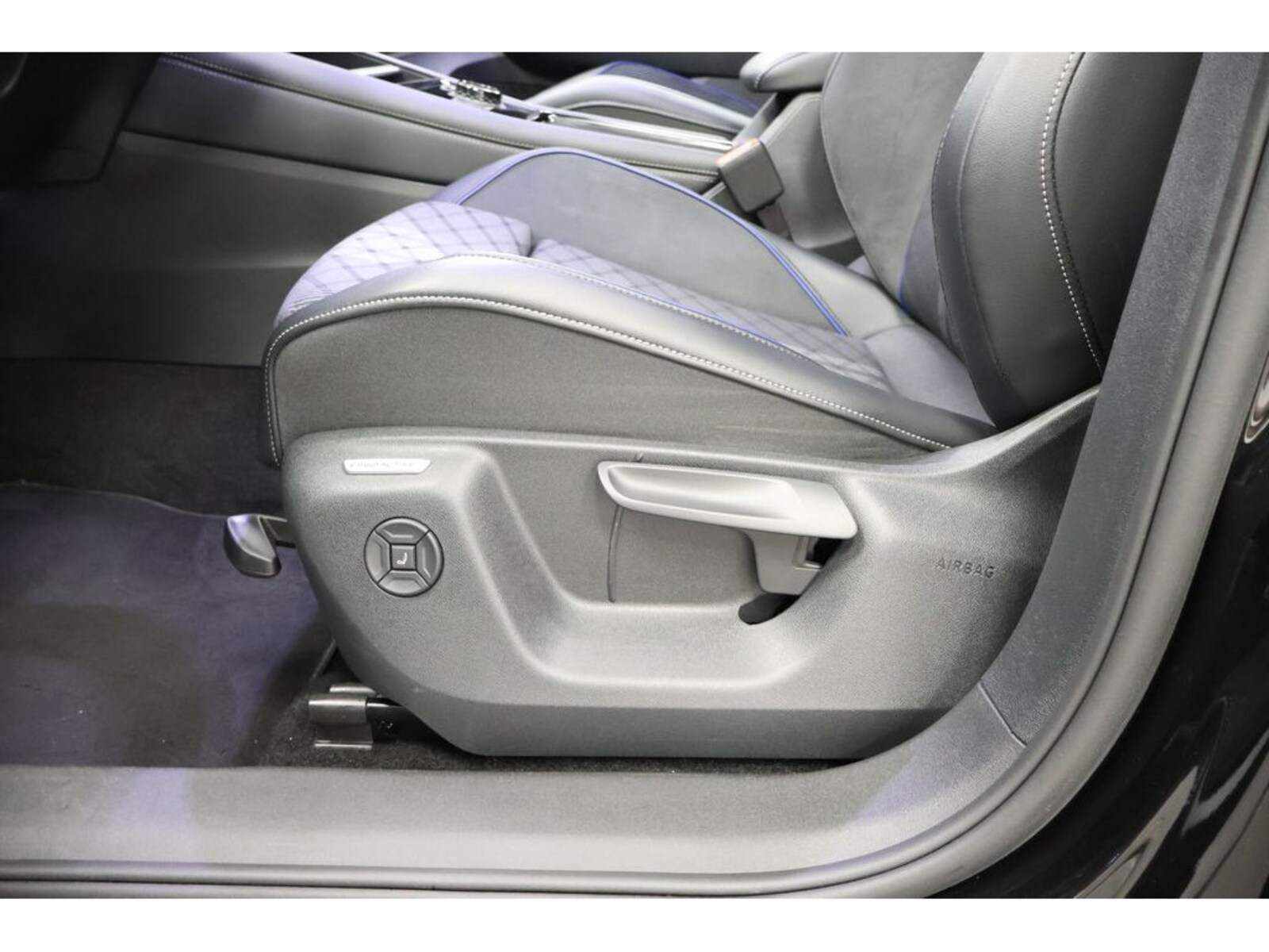 Volkswagen Tiguan – Bild 24