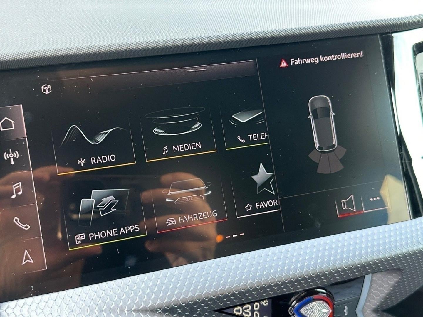 Bild über Audi A1 Sportback advanced 30 TFSI Schaltgetriebe - für weitere Informationen kontaktieren Sie den Audi Partner