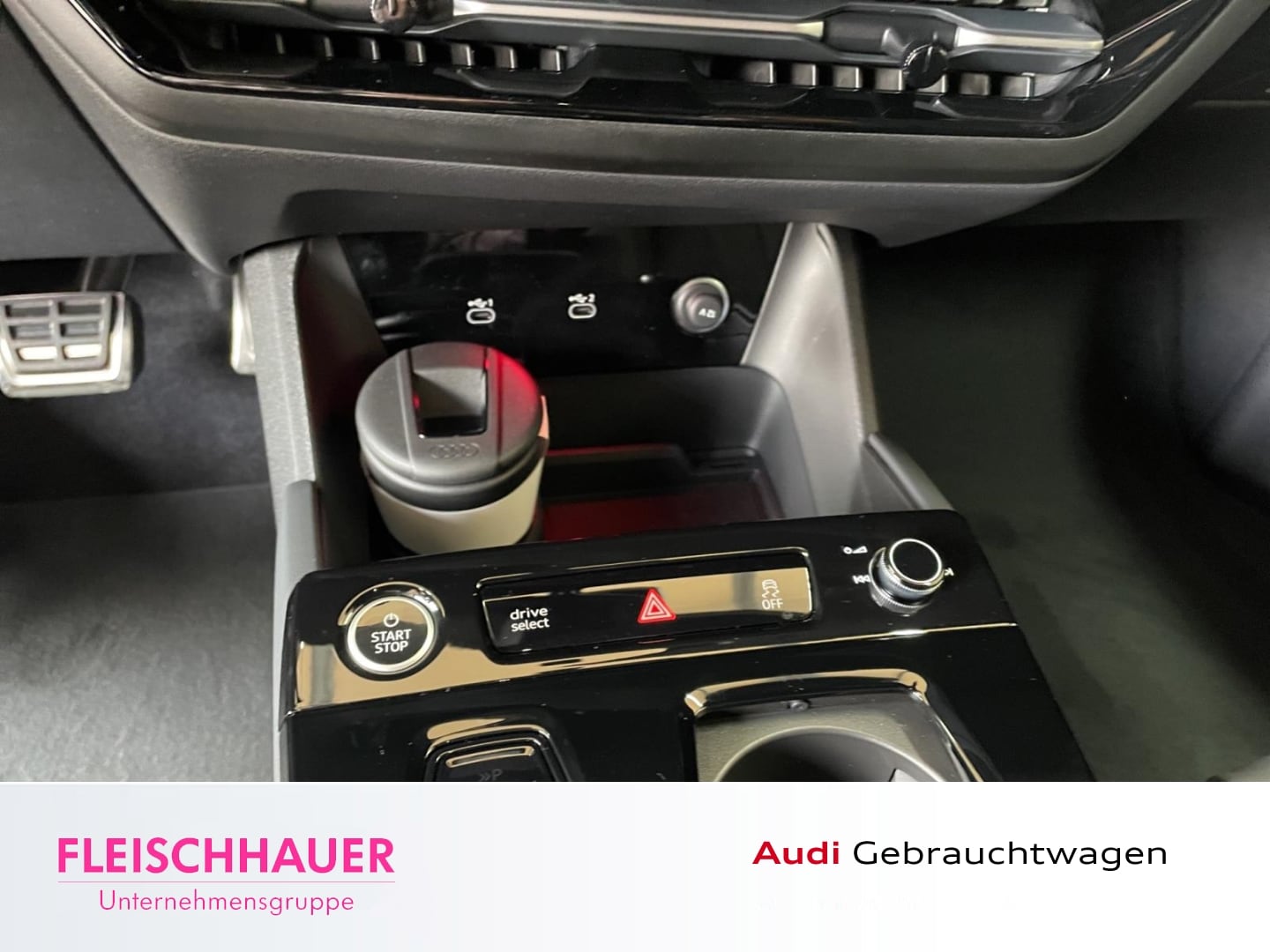 Bild über Audi Q6 SUV e-tron S line business e-tron performance 225 kW - für weitere Informationen kontaktieren Sie den Audi Partner