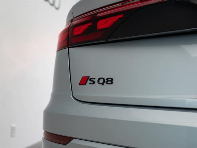 2026 Audi SQ8