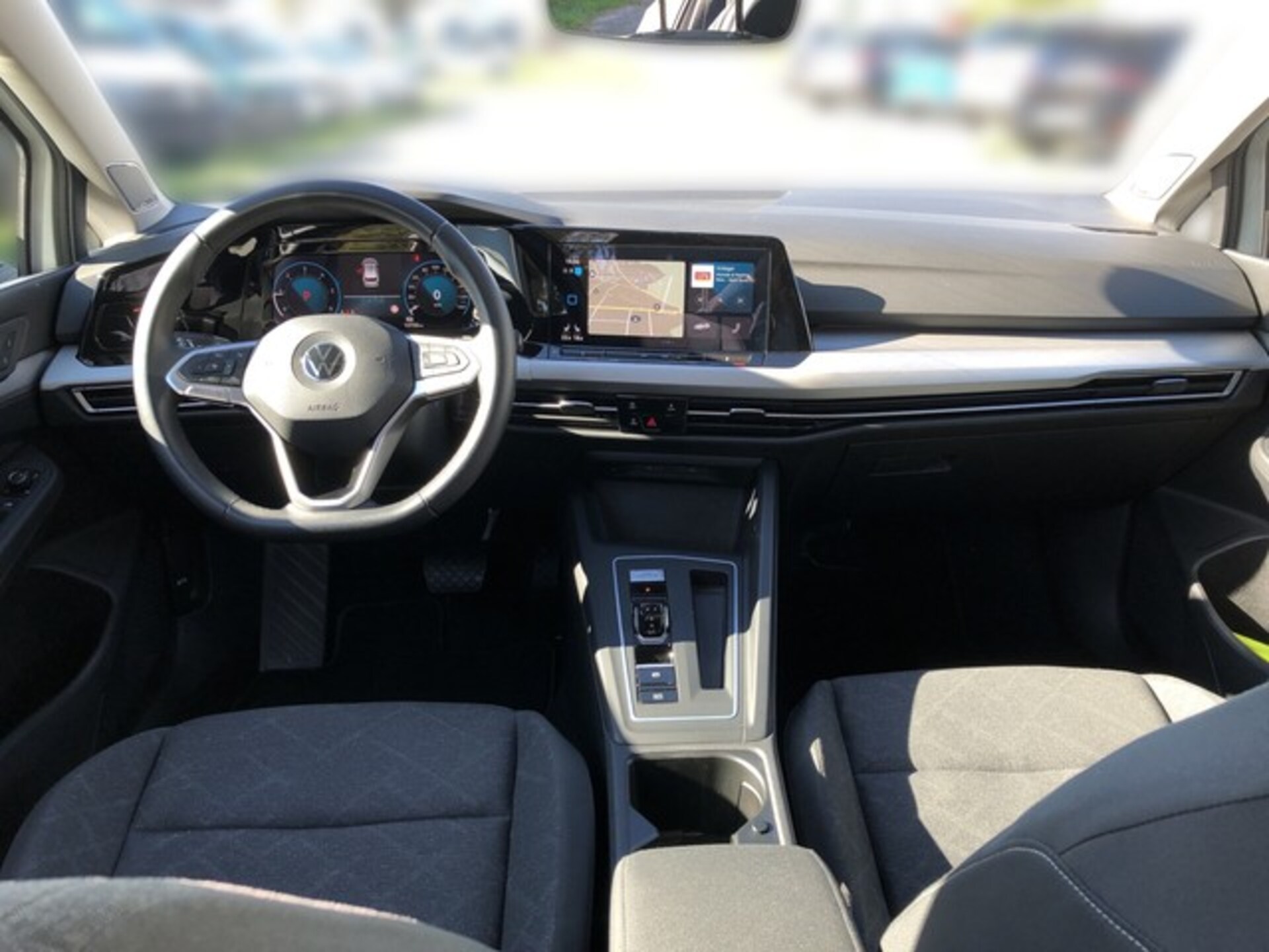 Volkswagen Golf Variant Life