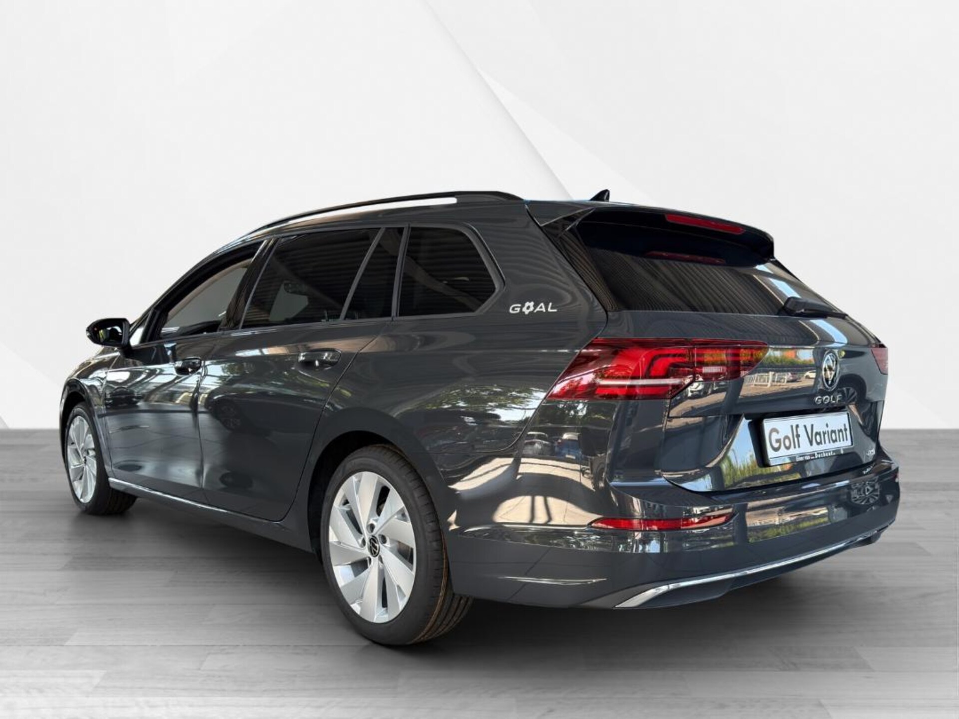 Volkswagen Golf Variant Life