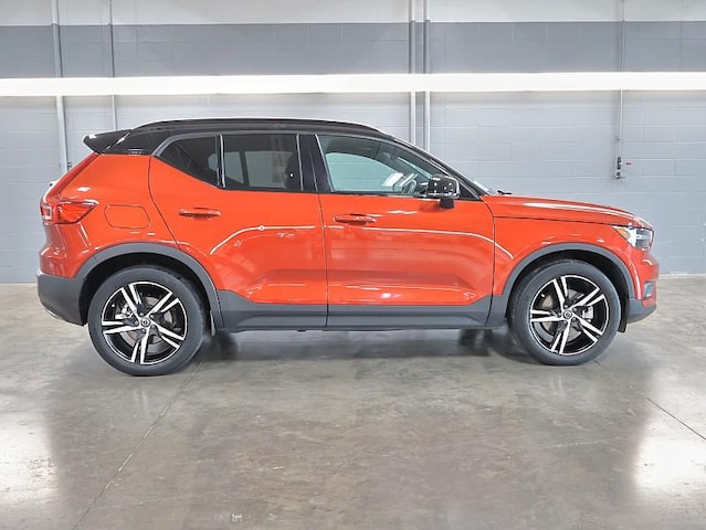 2020 Volvo XC40