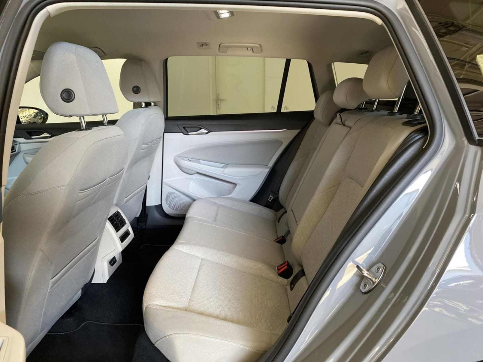Volkswagen Golf Variant Life