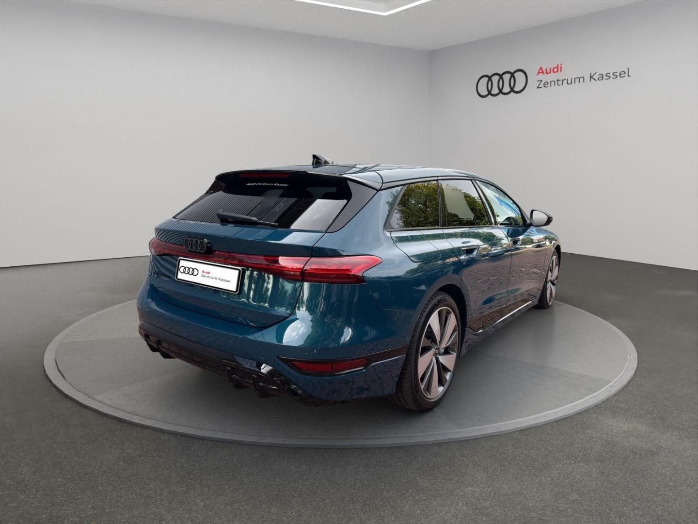 Bild über Audi A6 Avant e-tron S line business e-tron performance 270 kW - für weitere Informationen kontaktieren Sie den Audi Partner