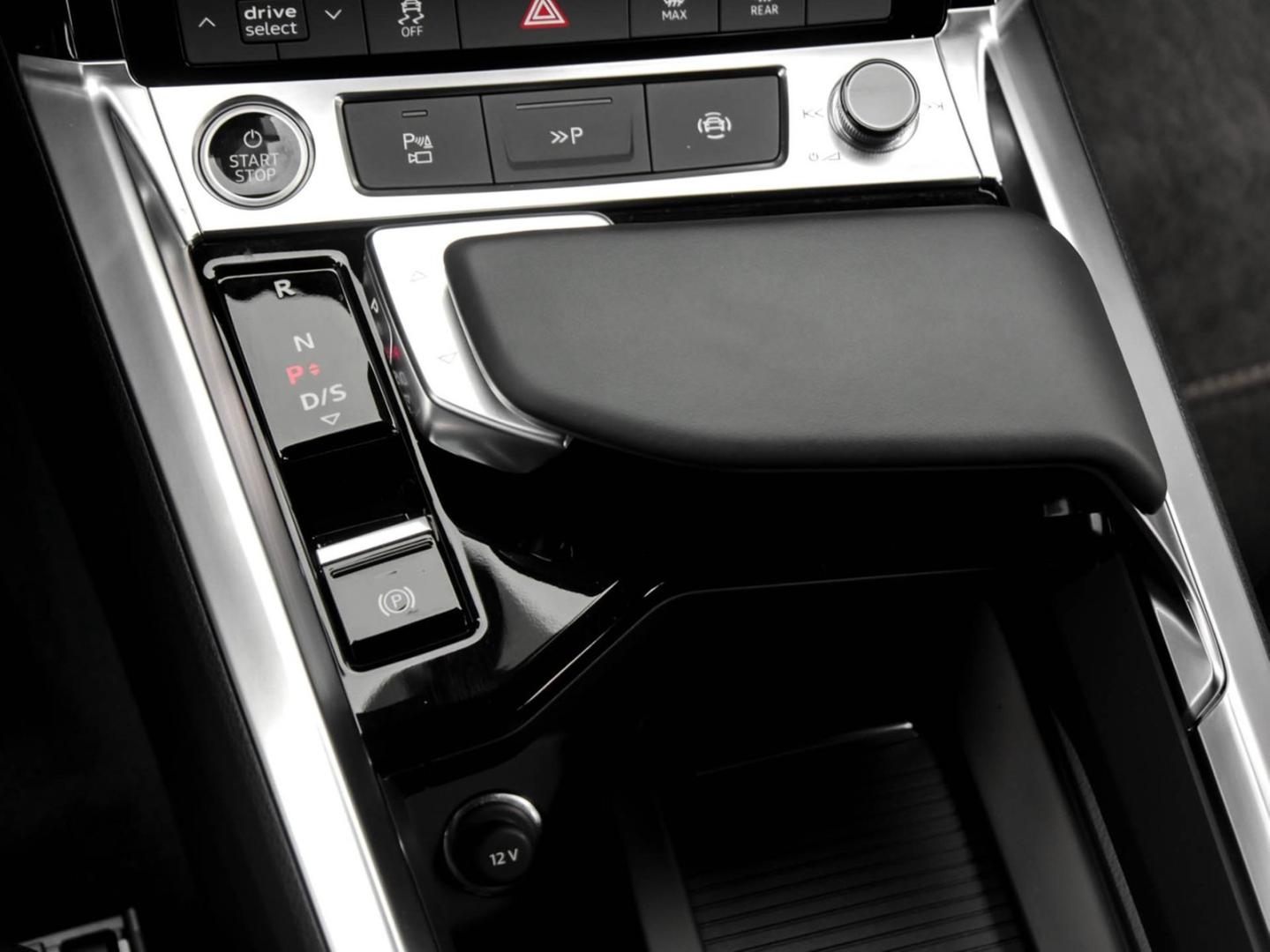 Image about Audi Q8 e-tron advanced 55 e-tron quattro