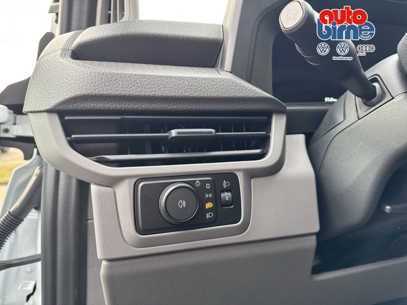 Volkswagen Transporter Kasten kurzer Radstand – Bild 13