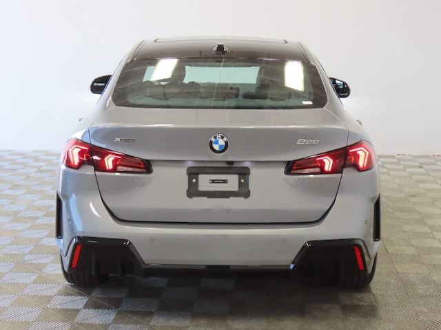 2025 BMW