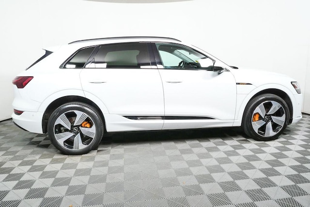 2023 Audi e-tron