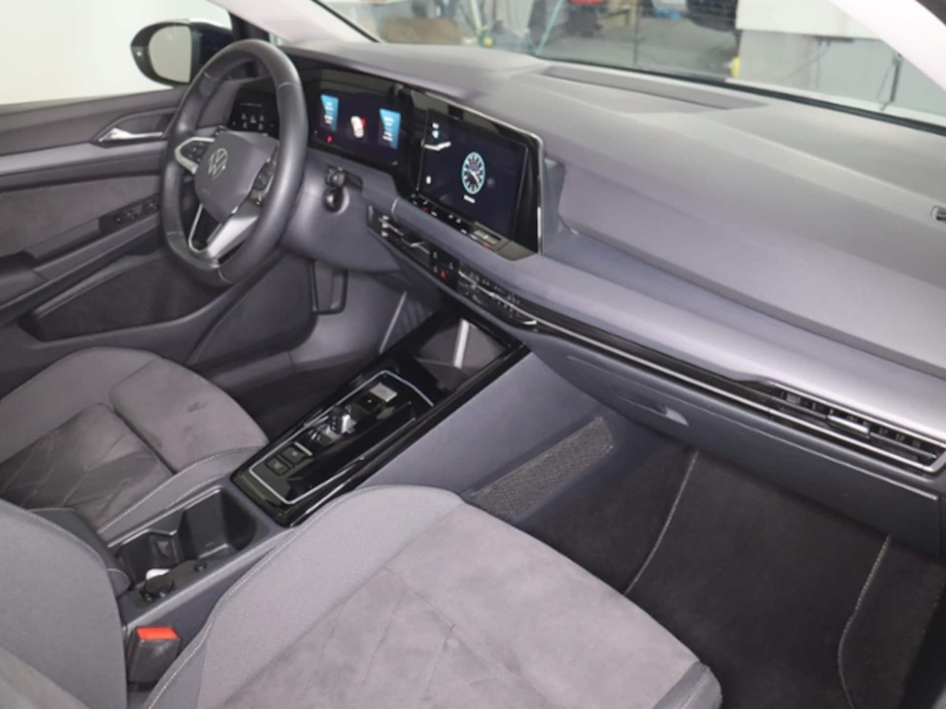 Volkswagen Golf Style