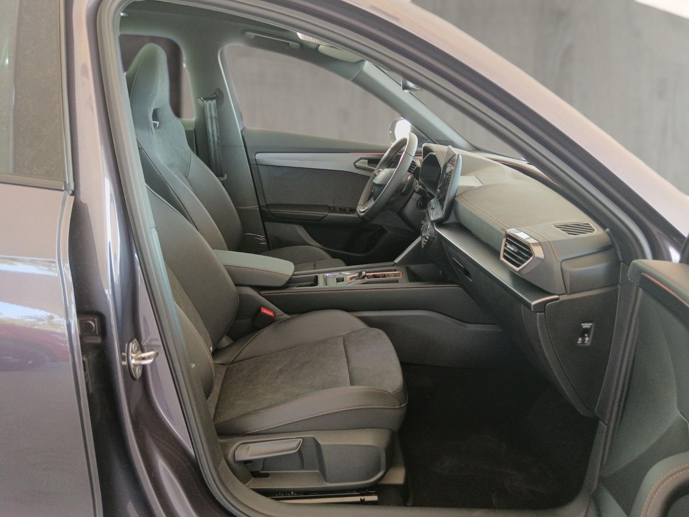 CUPRA Formentor 1.5 eTSI Beyond DSG 110 kW (150 CV) — photo 5