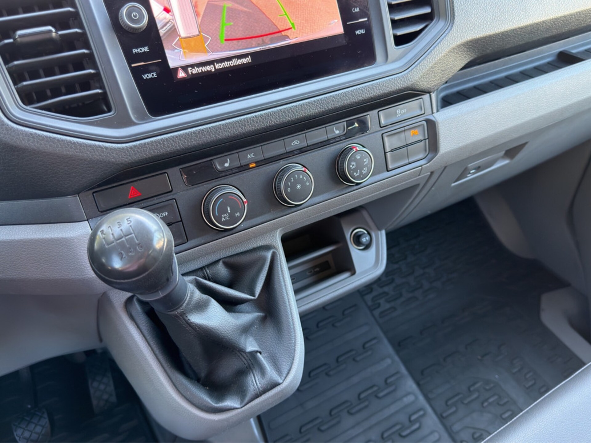 Volkswagen Crafter Kasten langer Radstand