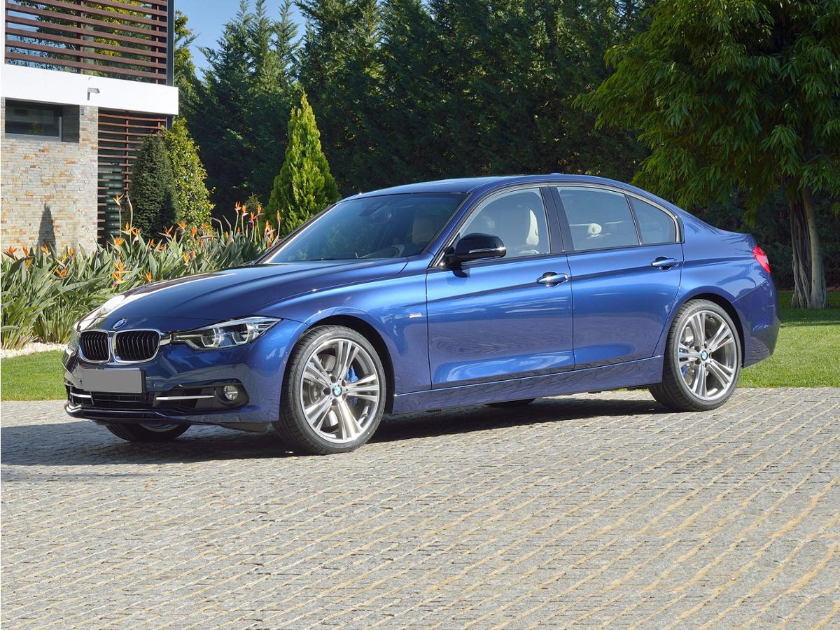 2016 BMW 3 Series 320i xDrive Sedan's photo