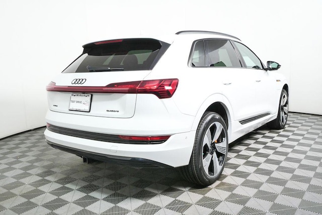 2023 Audi e-tron