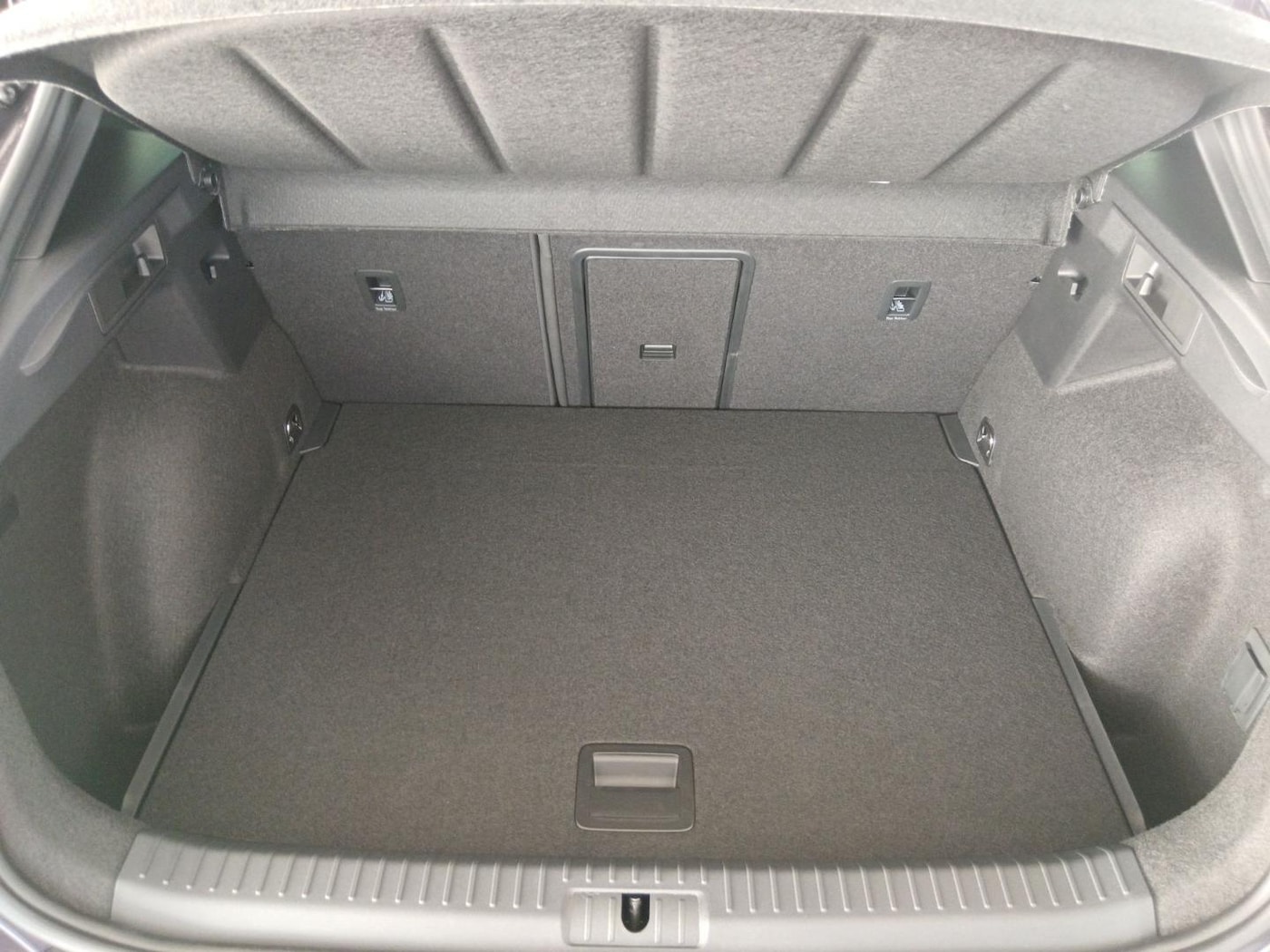 CUPRA Formentor 1.5 eTSI Beyond DSG 110 kW (150 CV) — photo 7