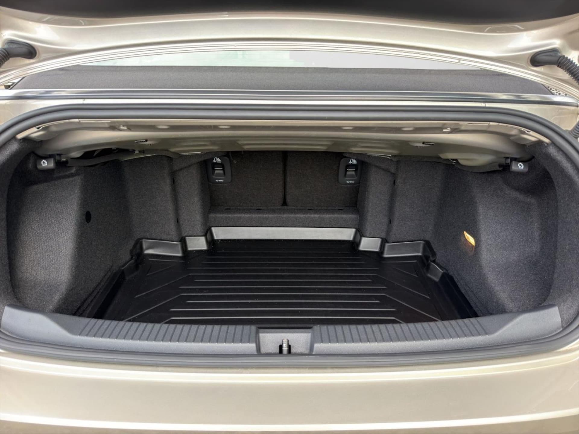 Volkswagen T-Roc Cabriolet Active