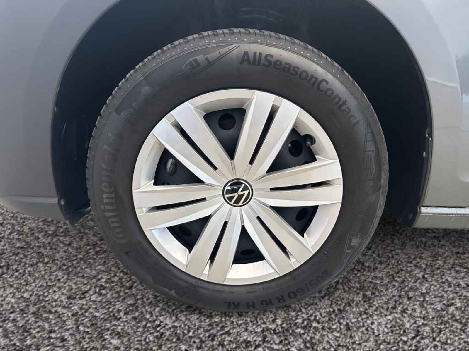 Volkswagen Caddy Maxi Cargo – Bild 4