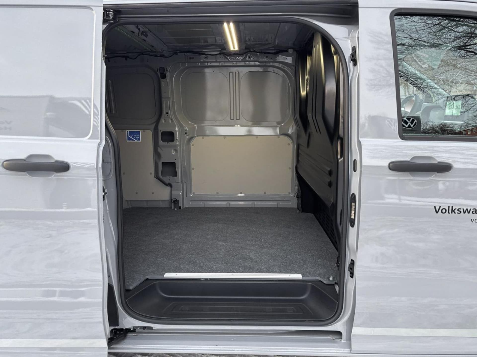 Volkswagen Transporter Kasten langer Radstand