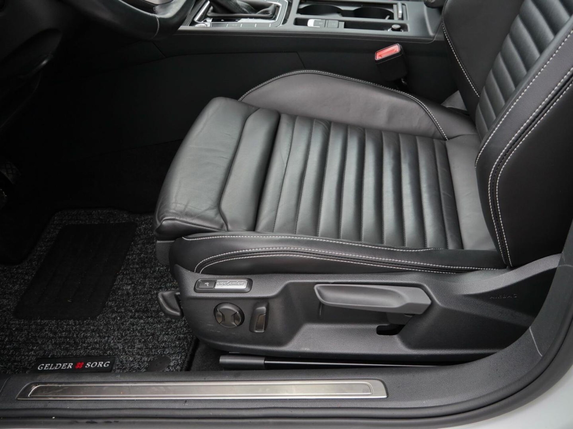 Volkswagen Passat Variant Elegance