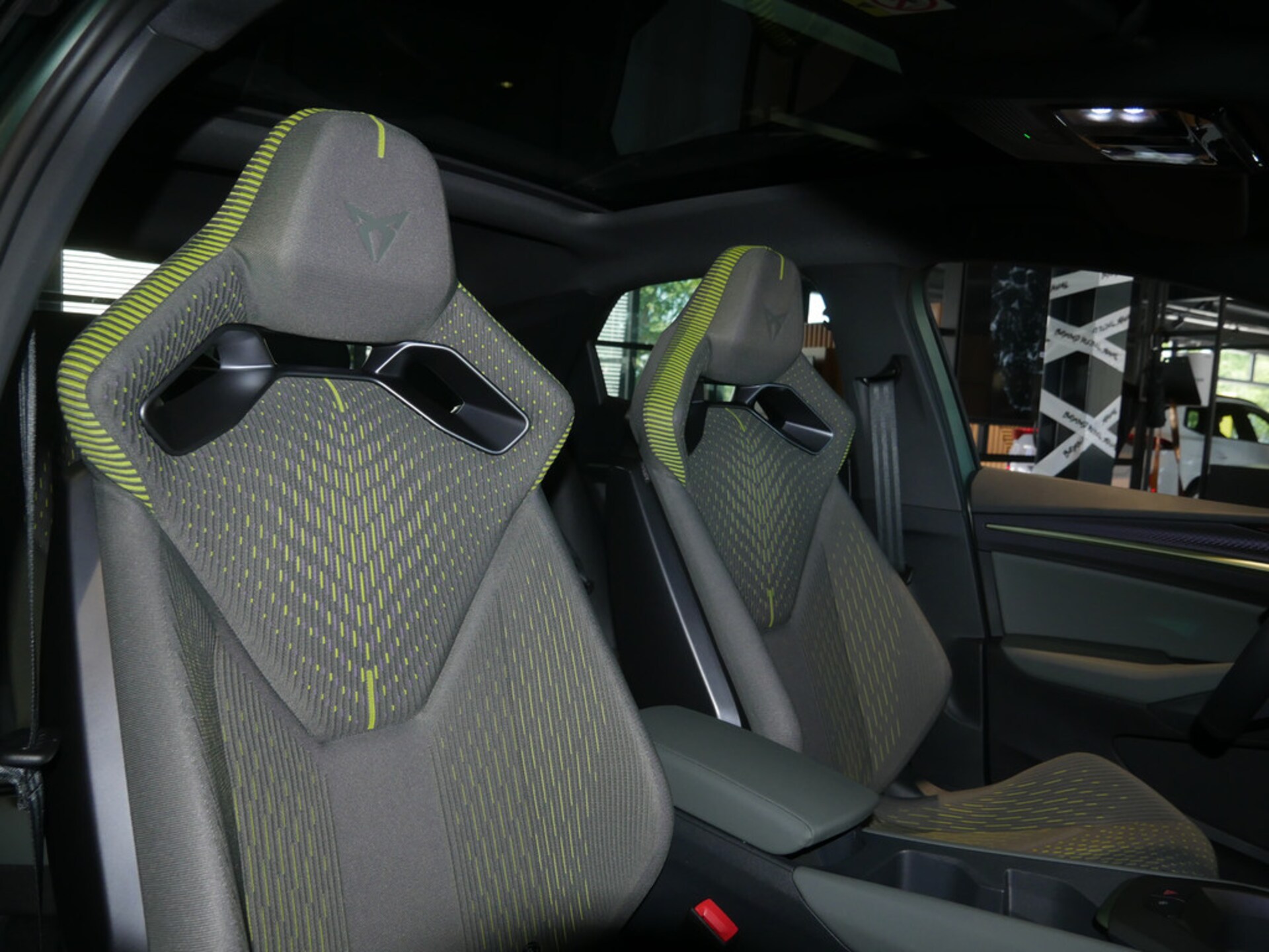 CUPRA Raval VZ