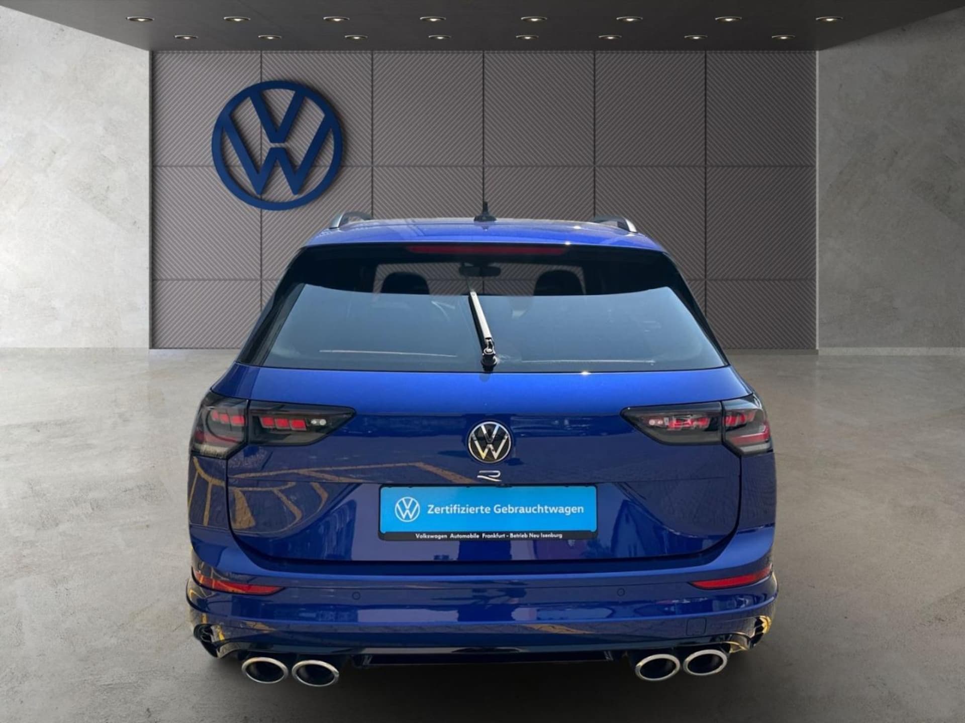 Volkswagen Golf Variant R