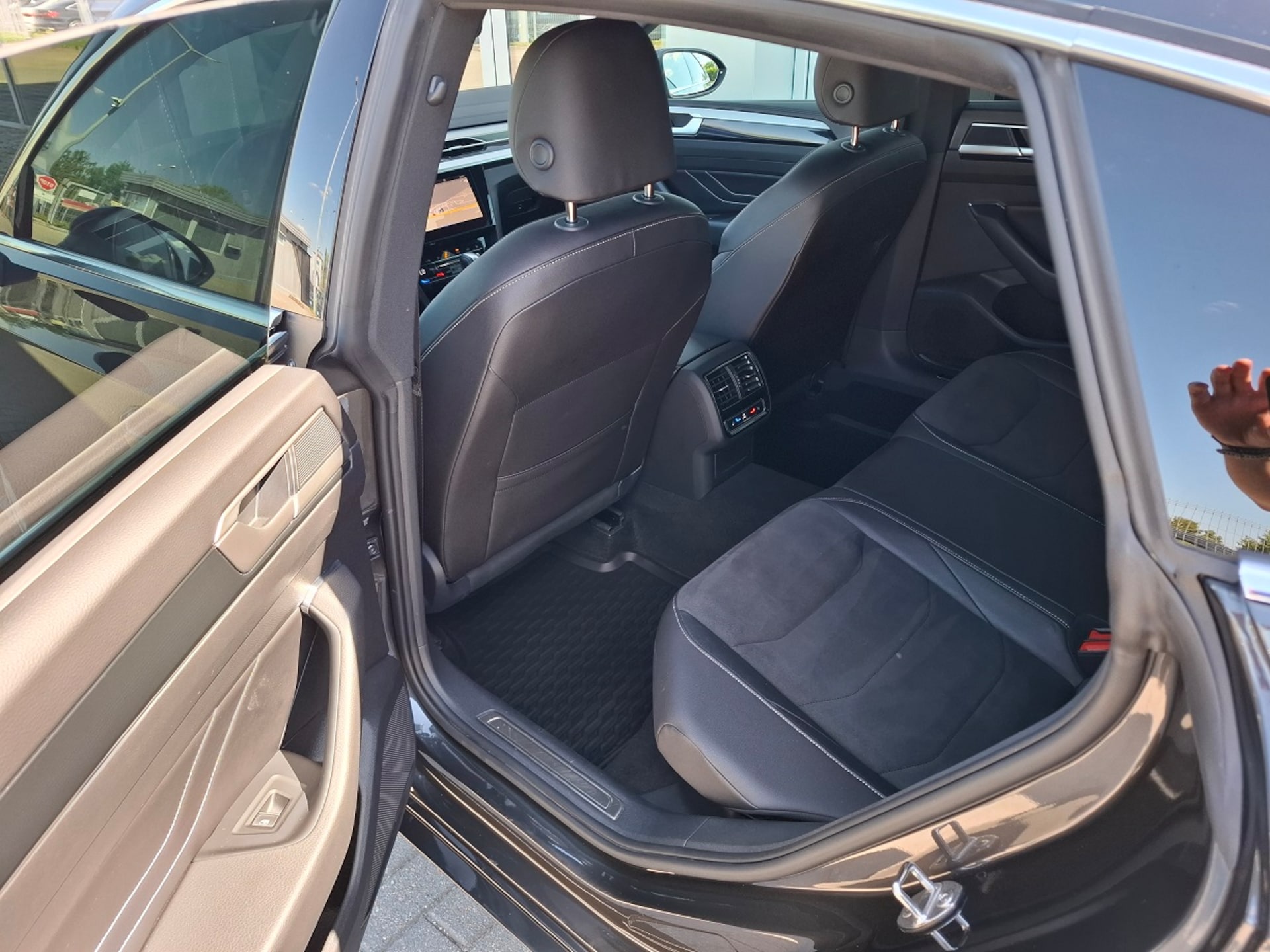Volkswagen Arteon R-Line