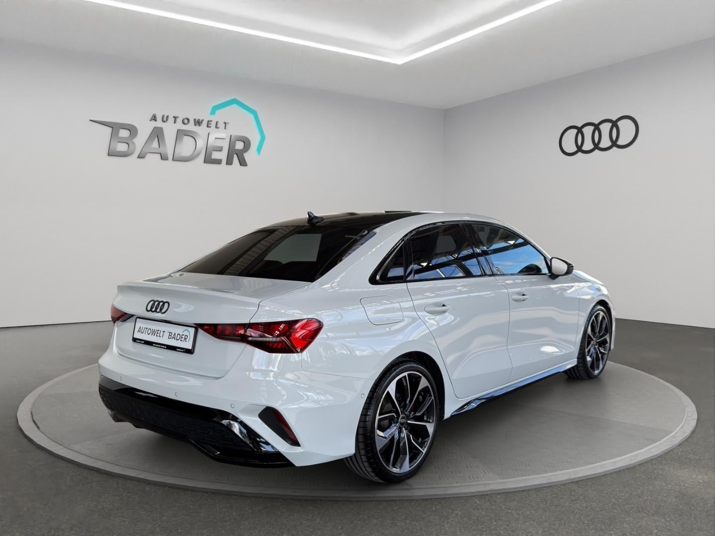 Bild über Audi A3 Limousine TFSI 110 kW S tronic - für weitere Informationen kontaktieren Sie den Audi Partner