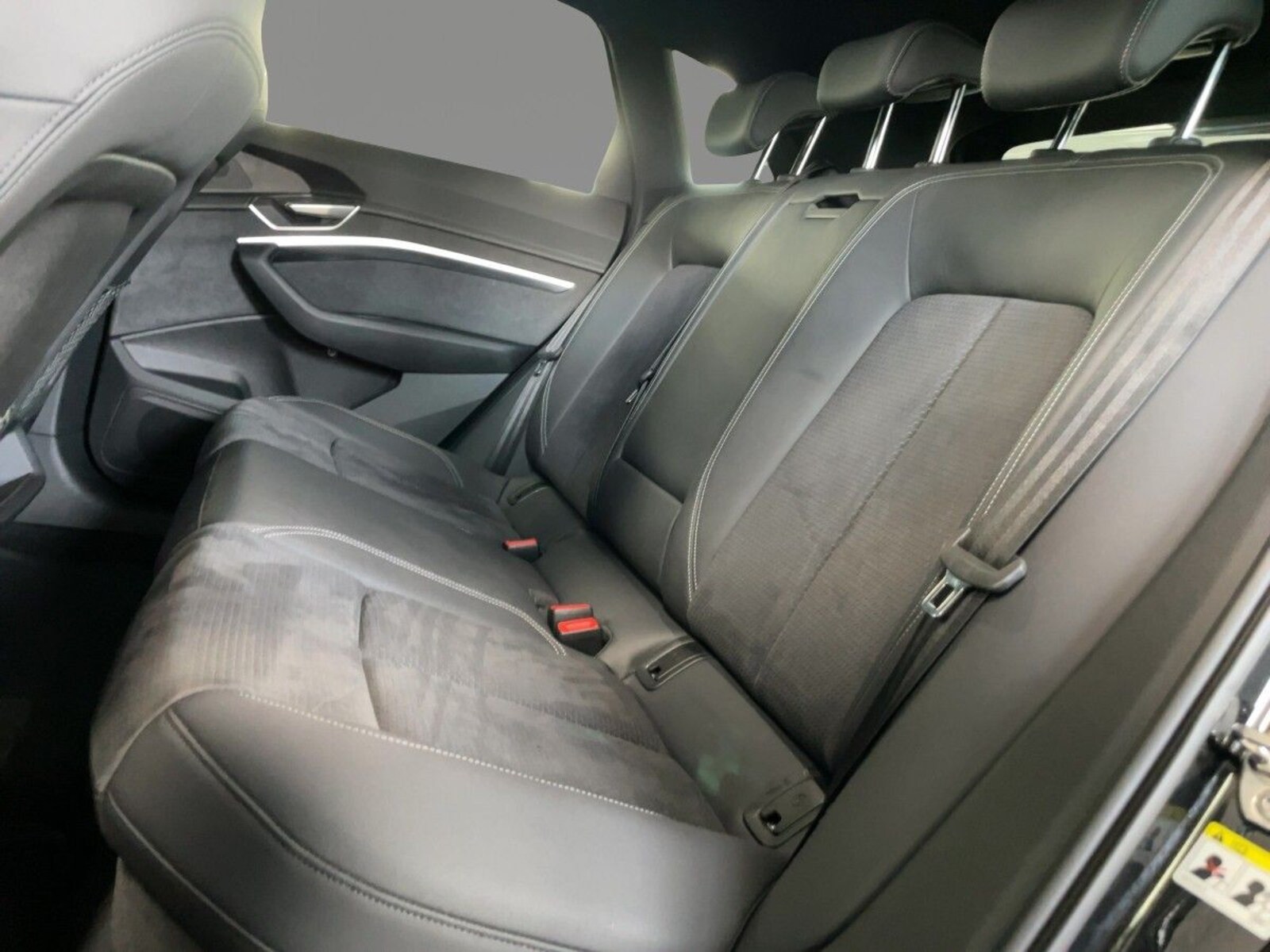 Audi Q8 e-tron – Bild 8