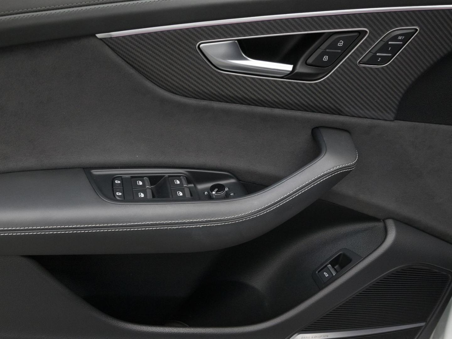 Image about Audi RS Q8 TFSI quattro tiptronic
