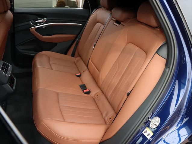 2022 AUDI E-TRON - Image 15