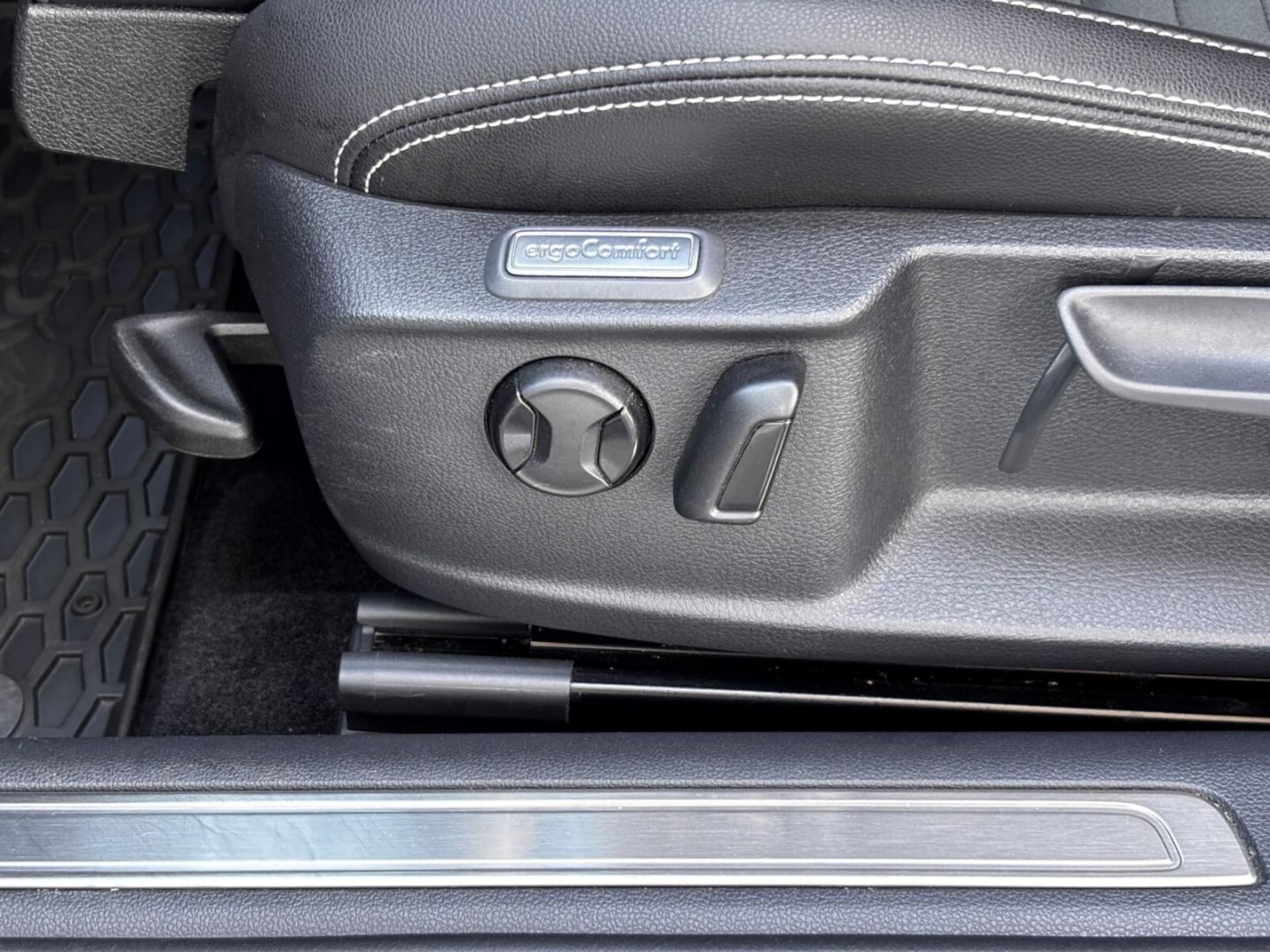 Volkswagen Passat Elegance
