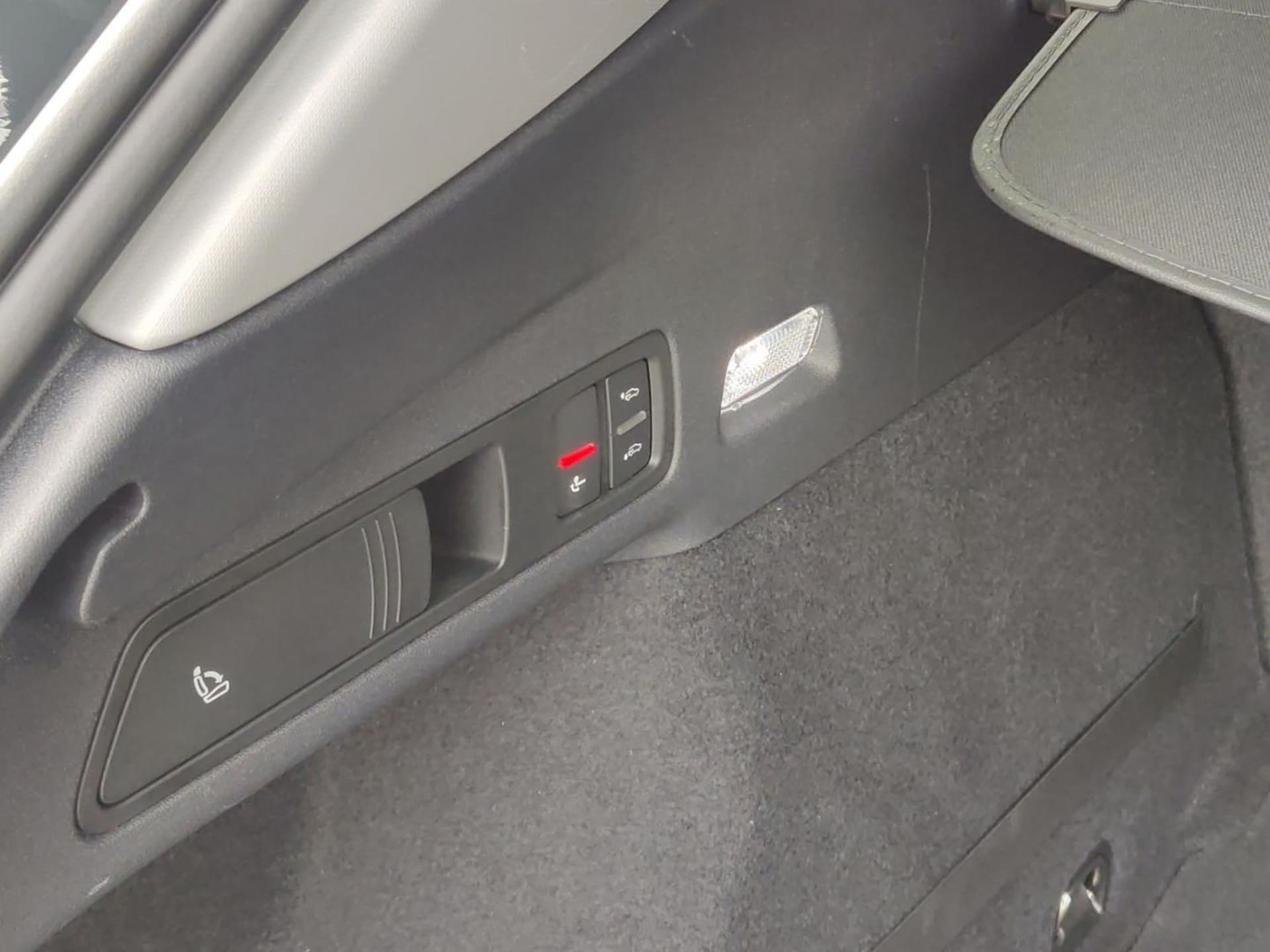 Audi Q6 SUV e-tron
